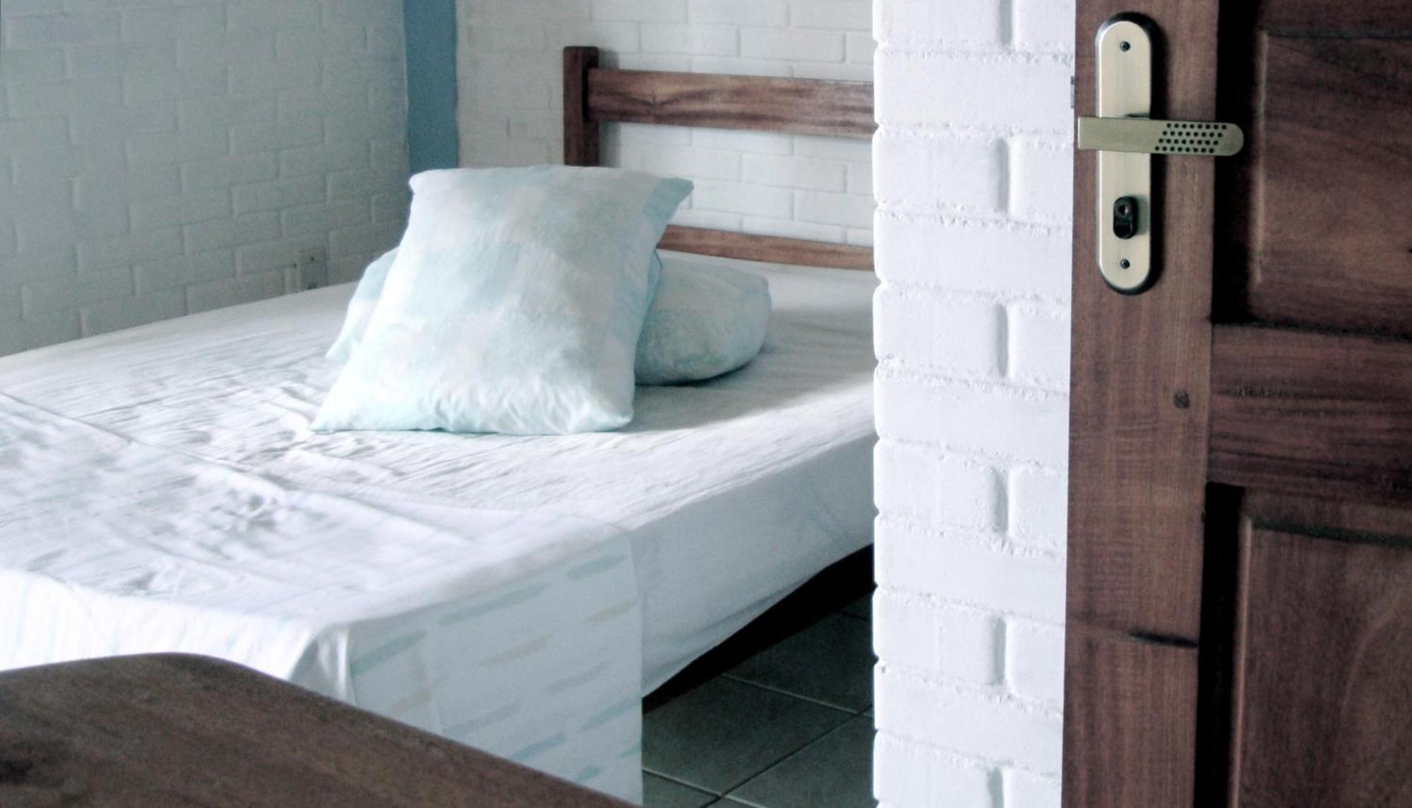 Casa Blanka 2010 - Eco Surf Guest House 이타카레 객실 사진